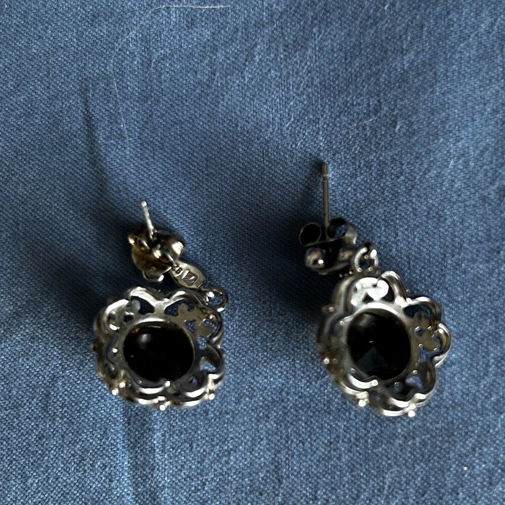 Earrings - Picture 3 of 3